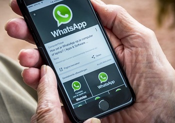 Oudere-wahtasapp-bijgesn-350